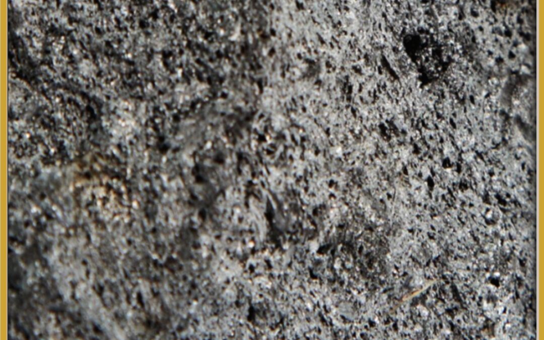 Pietra Lavica / Lava Stone